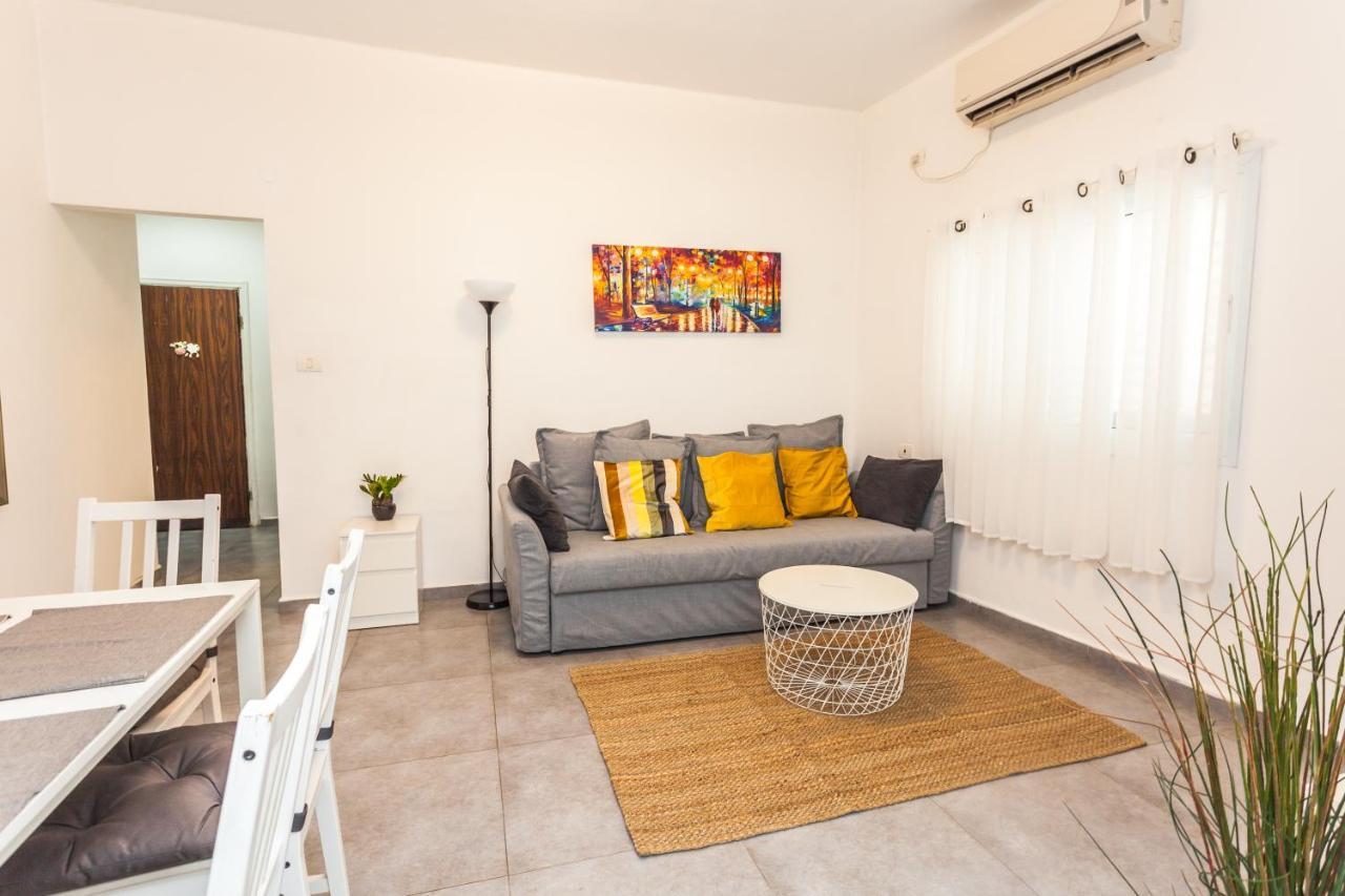 Lovely Apartment Close To The Beach 텔아비브 외부 사진